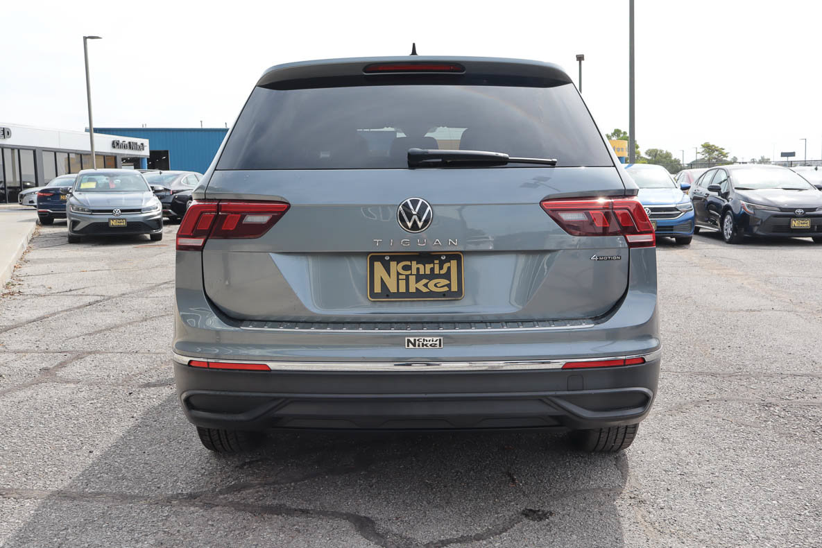 Used 2024 Volkswagen Tiguan Wolfsburg Edition AWD/4WD image 5