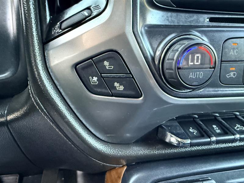 Used 2016 Chevrolet Silverado 3500 LTZ AWD/4WD image 30