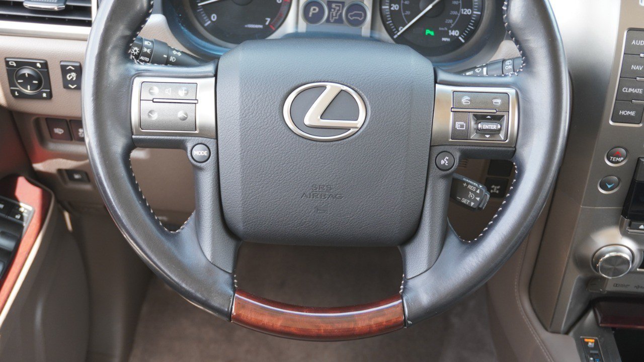 Used 2019 Lexus GX 460 Premium AWD/4WD image 31