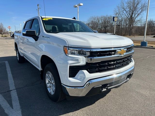 Used 2025 Chevrolet Silverado 1500 LT image 4