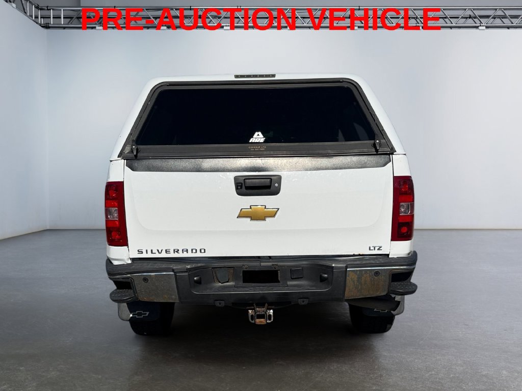 Used 2013 Chevrolet Silverado 1500 LTZ w/ LTZ Plus Package AWD/4WD image 4