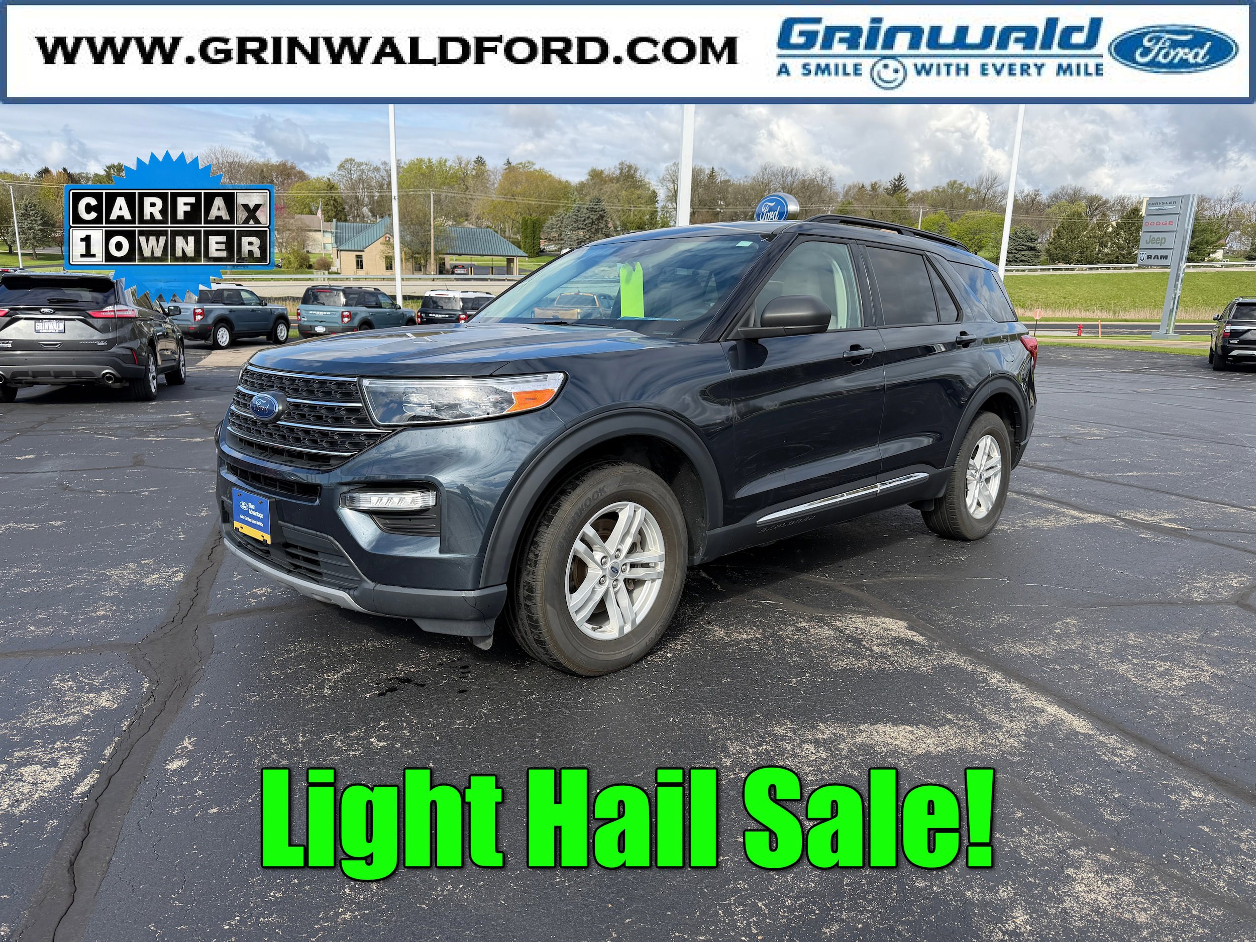 Used 2023 Ford Explorer XLT w/ Equipment Group 202A AWD/4WD image 1