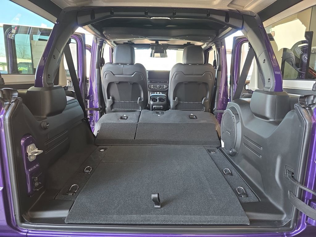 New 2026 Jeep Wrangler Unlimited Rubicon image 13
