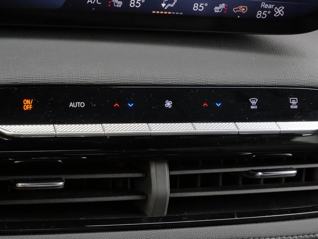 Used 2025 Buick Enclave Sport Touring image 43