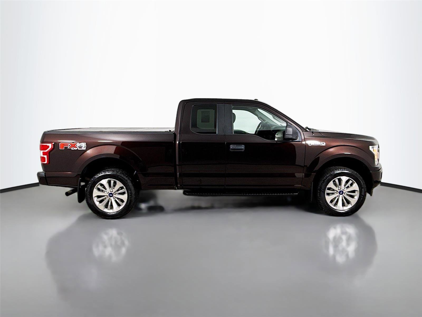Used 2018 Ford F150 XL w/ Equipment Group 101A Mid image 9