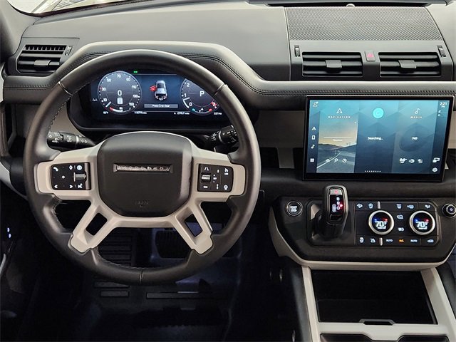 Used 2025 Land Rover Defender 110 S image 27