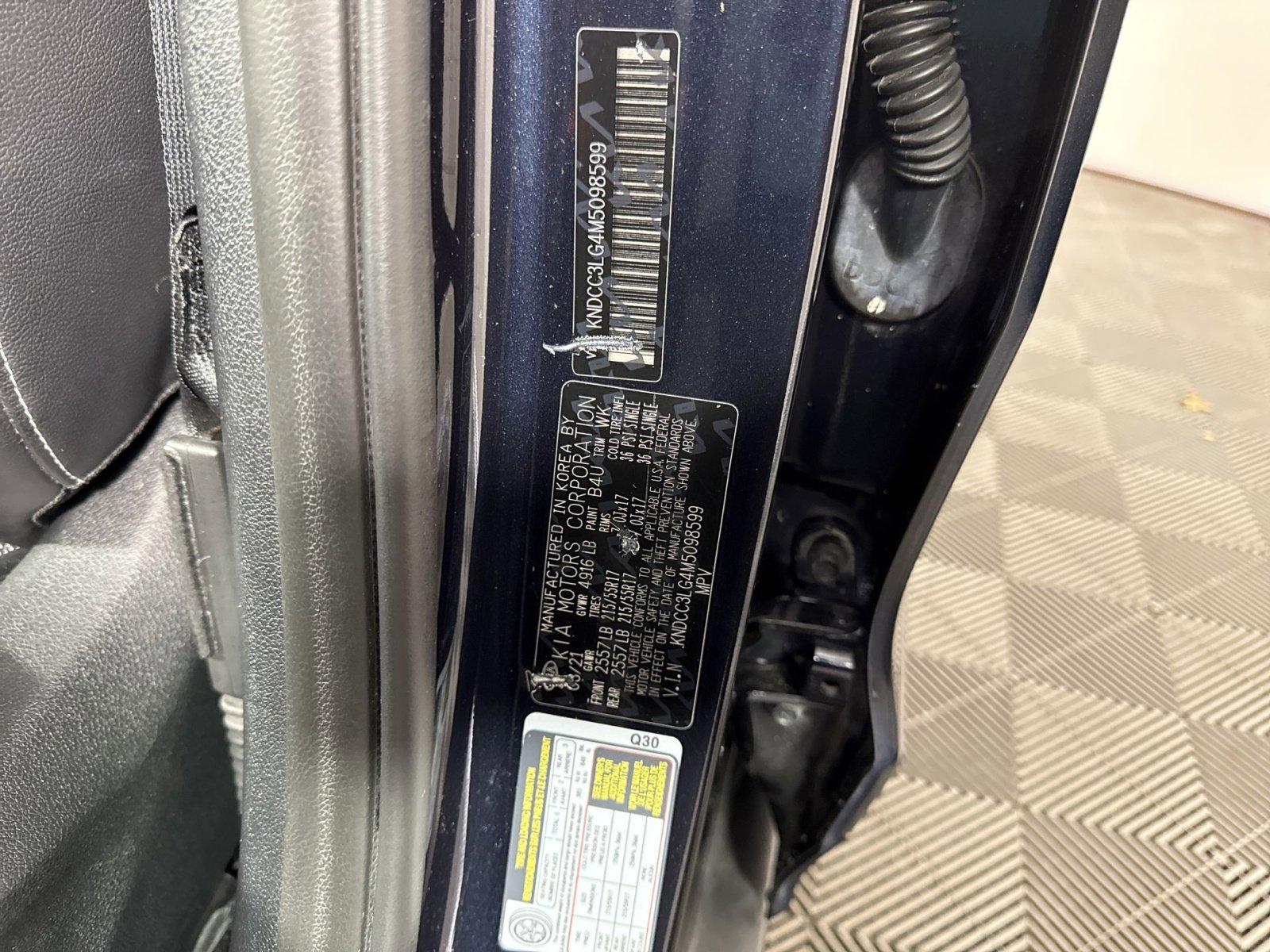 Used 2021 Kia Niro EX w/ Cold Weather Package image 27