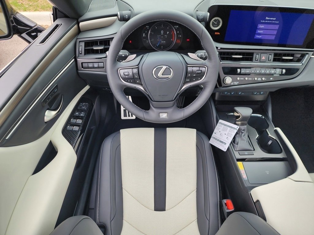 Certified 2025 Lexus ES 350 F Sport image 3
