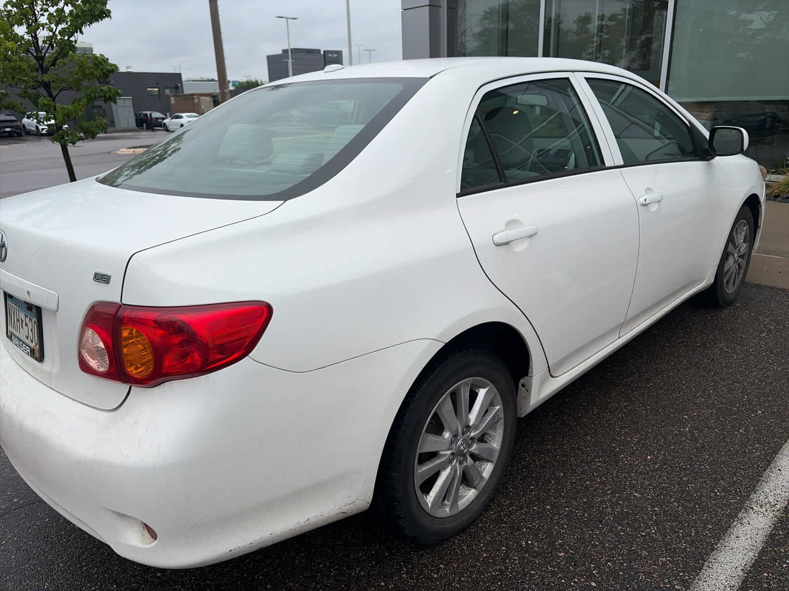 Used 2009 Toyota Corolla LE w/ All Weather Guard Pkg FWD image 6