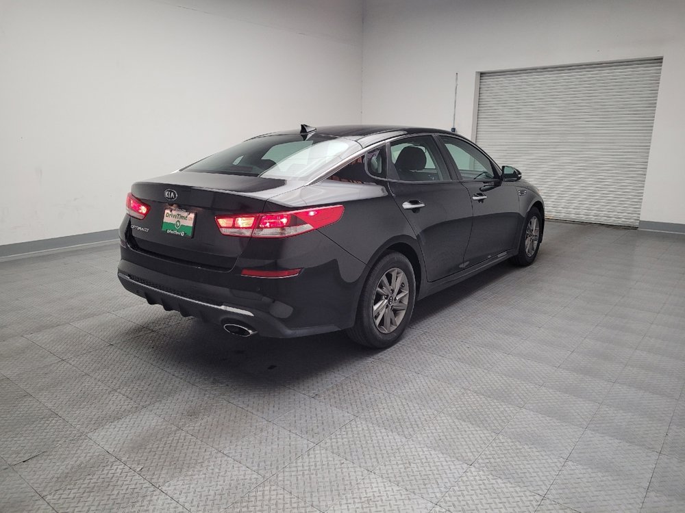 Used 2019 Kia Optima LX image 9