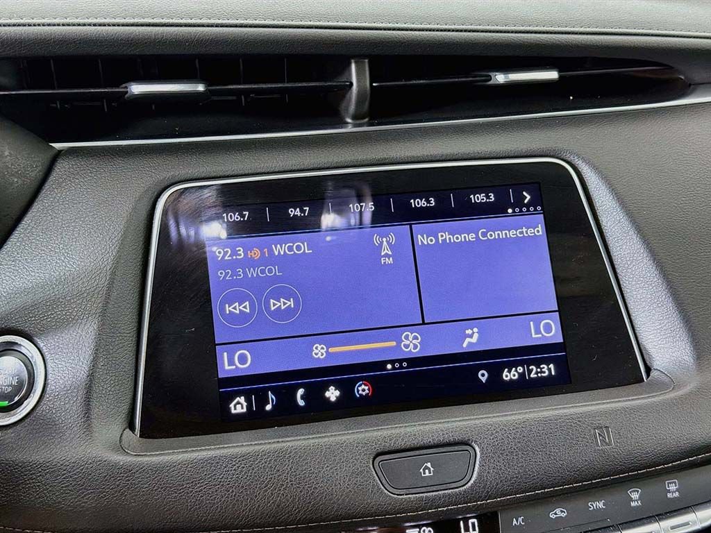Used 2019 Cadillac XT4 Premium Luxury FWD image 35