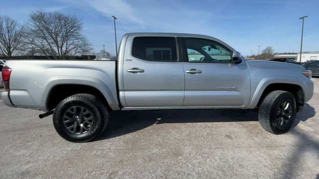Certified 2023 Toyota Tacoma SR5 w/ Technology Package image 9