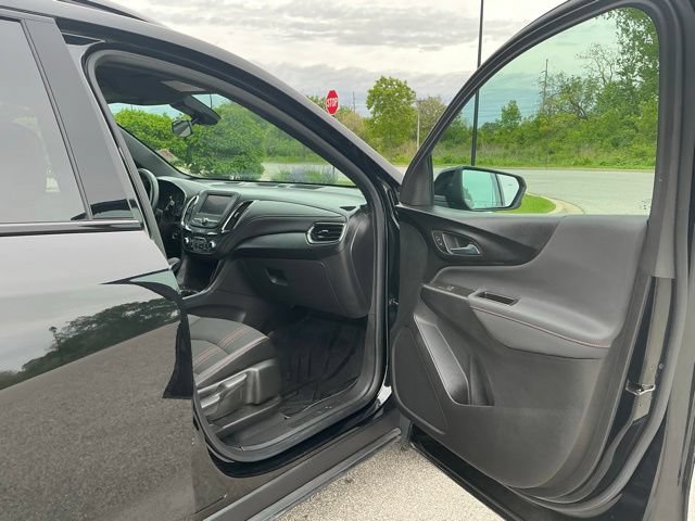 Used 2024 Chevrolet Equinox RS w/ LPO, Floor Liner Package AWD/4WD image 17