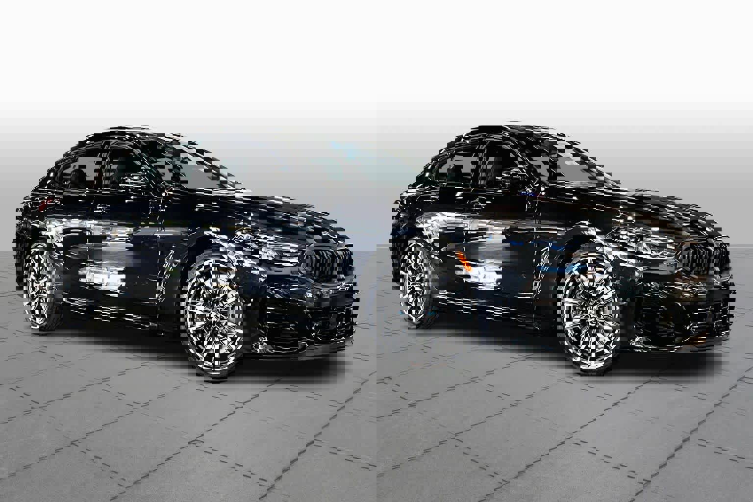 New 2026 BMW M850i xDrive image 2