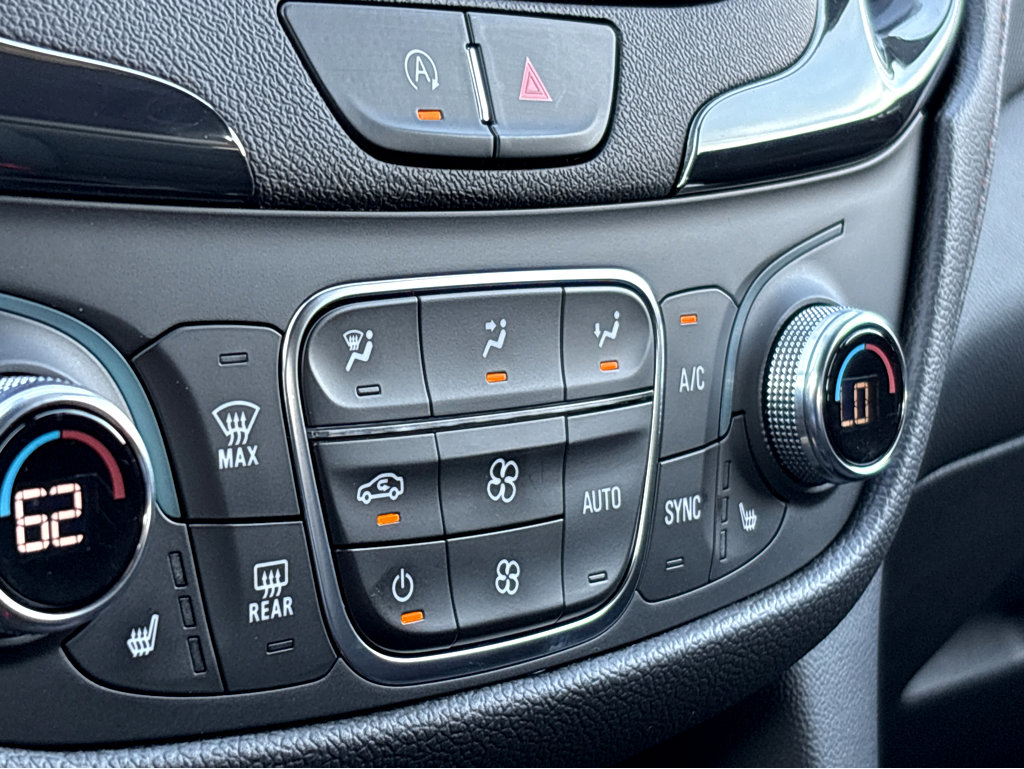 Used 2023 Chevrolet Equinox RS w/ LPO, Floor Liner Package image 6