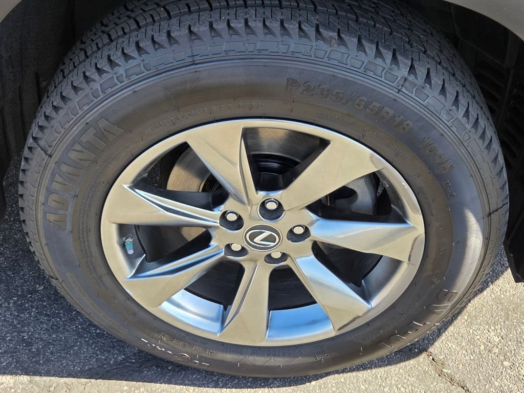 Used 2018 Lexus RX 350L FWD image 9