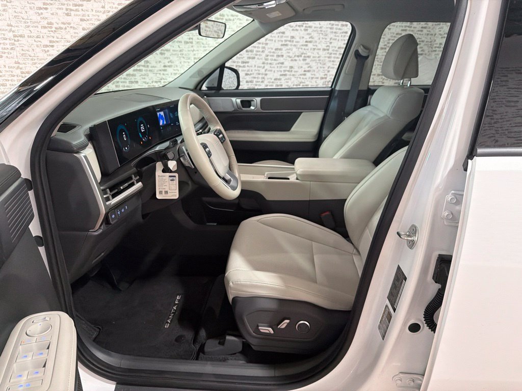 Certified 2026 Hyundai Santa Fe SEL FWD image 24