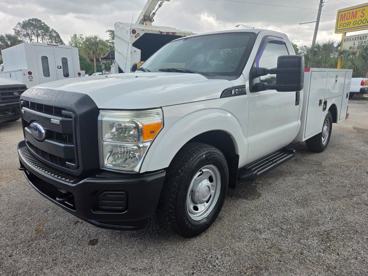 Used 2016 Ford F250 XL image 3