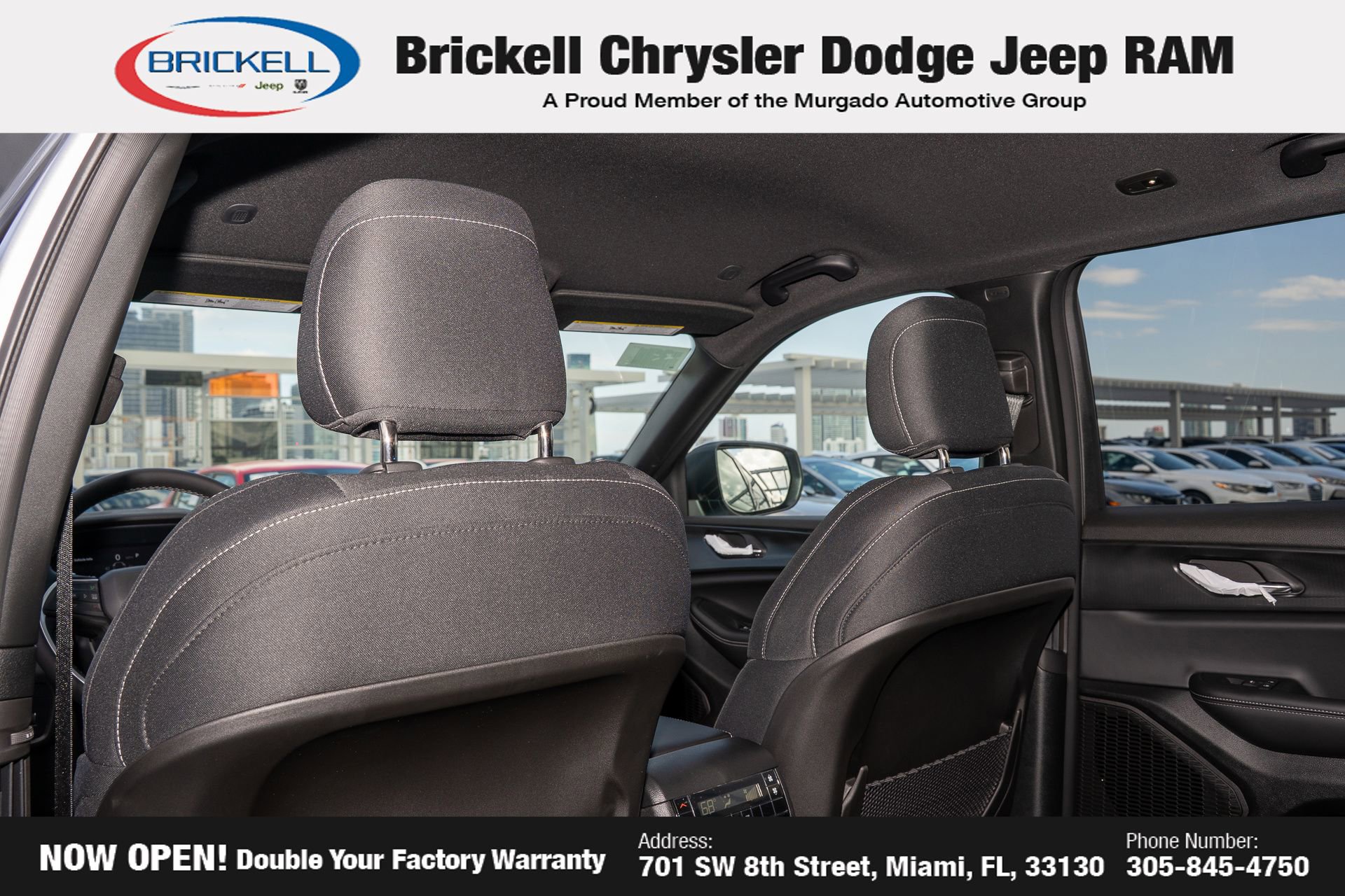 New 2025 Jeep Grand Cherokee L Laredo image 18