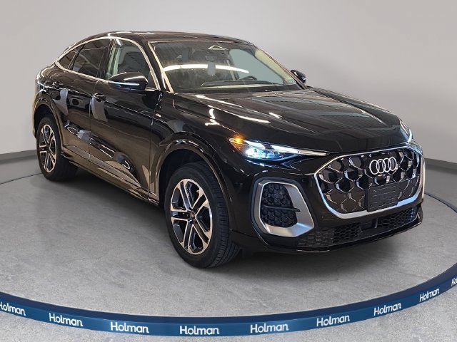 Used 2025 Audi Q5 Premium w/ Convenience Package AWD/4WD image 4