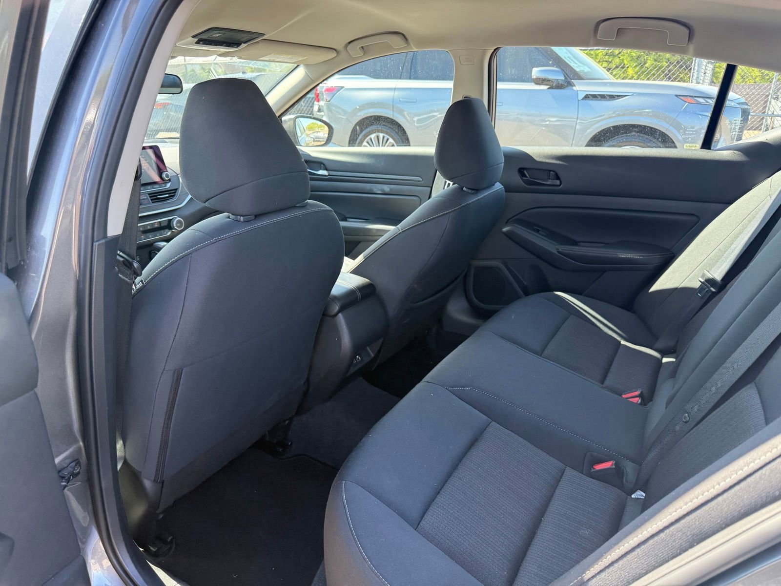 Certified 2025 Nissan Altima 2.5 SV FWD image 11