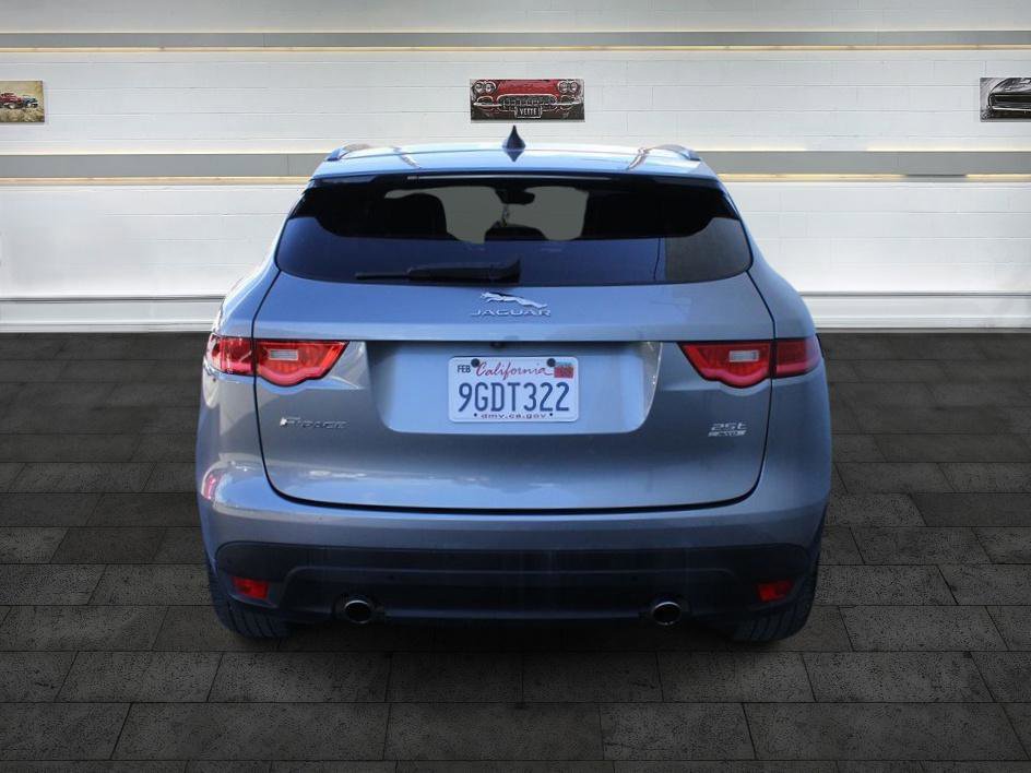 Used 2020 Jaguar F-PACE Checkered Flag image 7