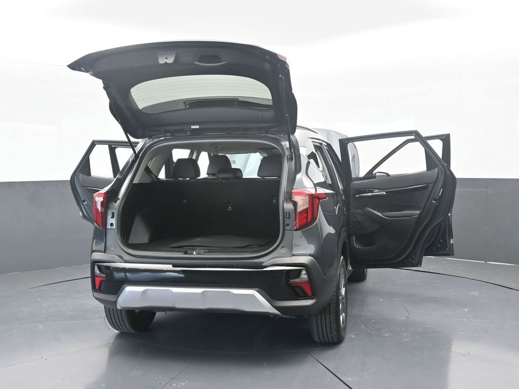 Used 2024 Kia Seltos S image 77