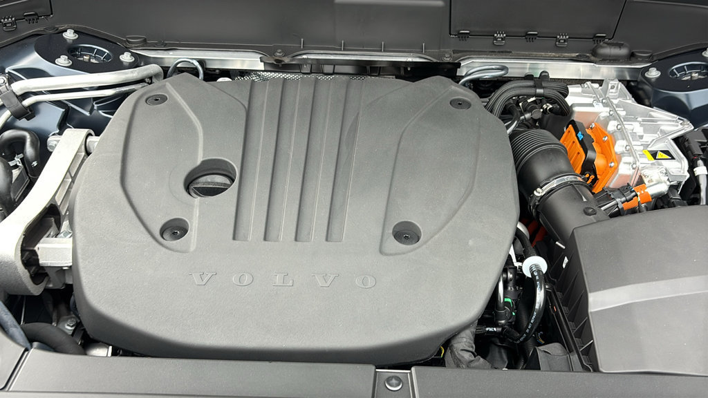 New 2027 Volvo XC90 T8 Plus AWD/4WD image 31