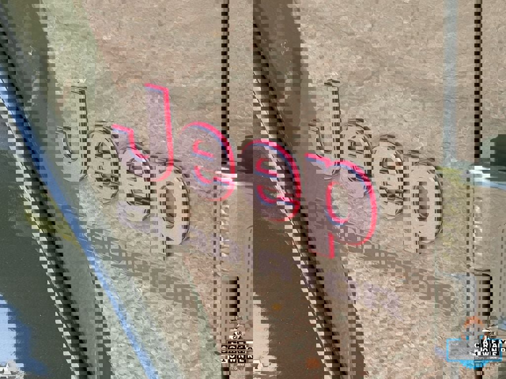 Certified 2022 Jeep Gladiator Rubicon w/ Cold Weather Group image 31