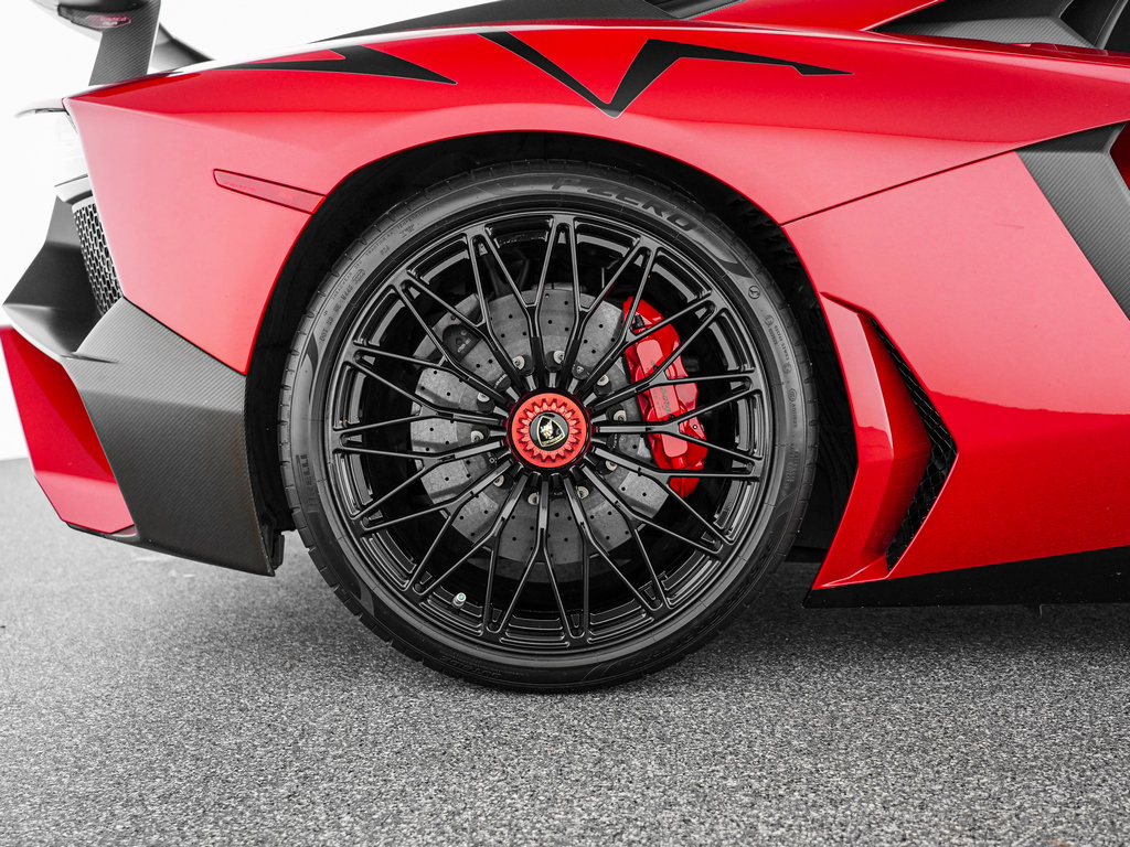 Used 2016 Lamborghini Aventador LP 750-4 Superveloce AWD/4WD image 33
