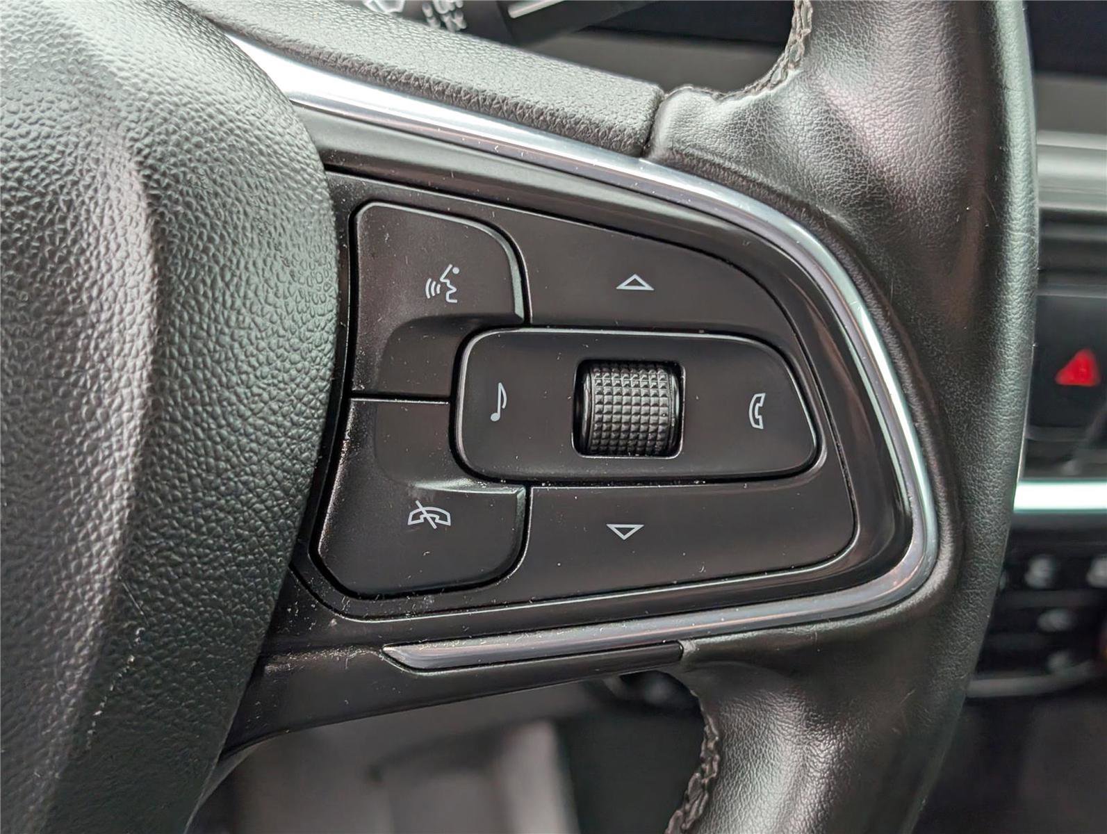 Used 2024 Buick Encore GX Sport Touring w/ Comfort Package AWD/4WD image 23