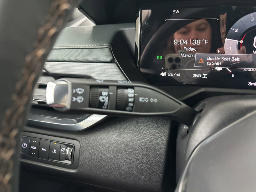 New 2026 GMC Acadia AT4 w/ Luxury Package image 33