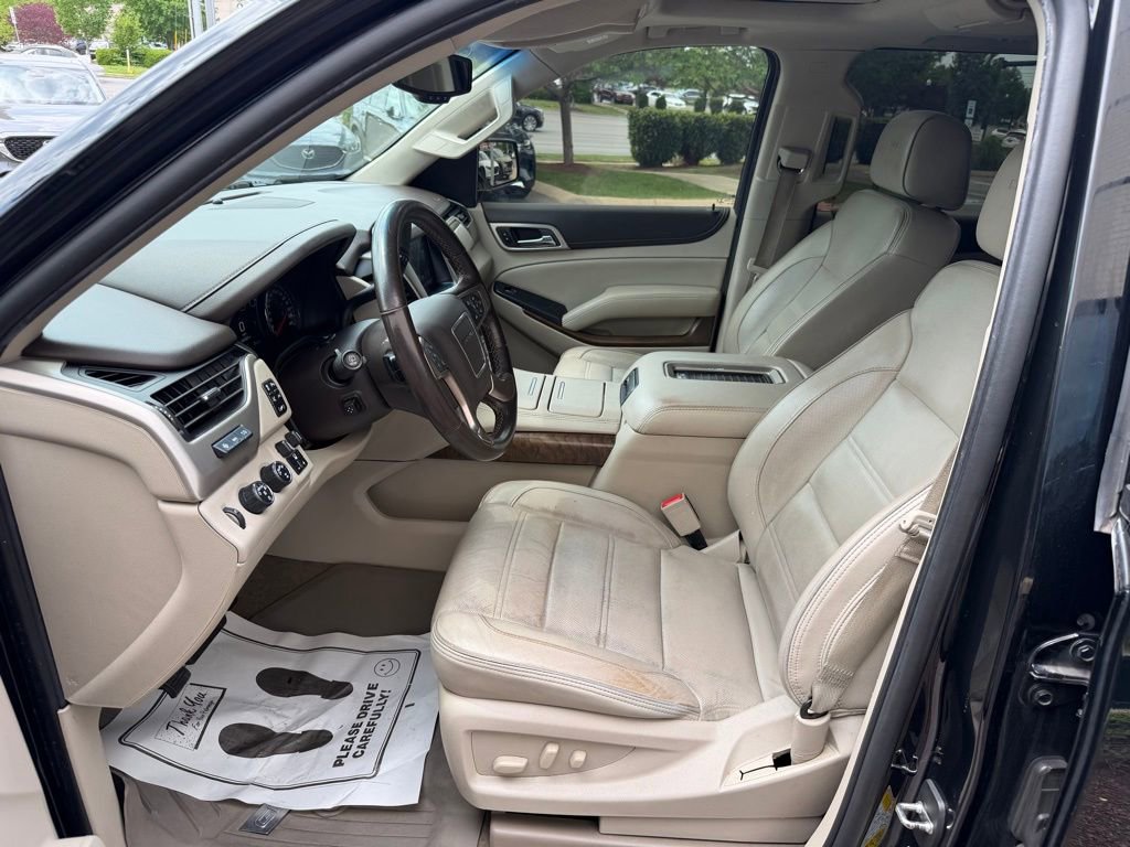 Used 2019 GMC Yukon XL Denali w/ Denali Ultimate Package AWD/4WD image 18