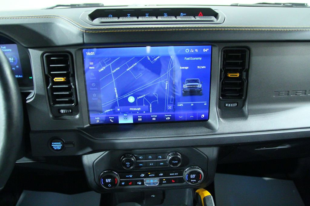 Used 2024 Ford Bronco Badlands image 13