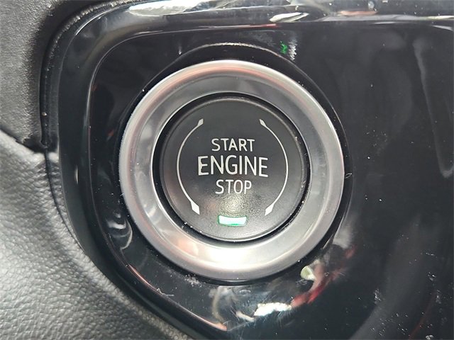 Used 2025 Chevrolet Silverado 1500 LT image 17