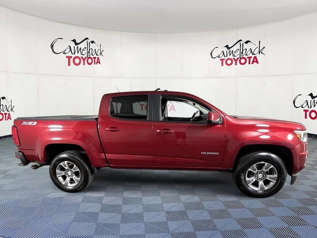 Used 2019 Chevrolet Colorado Z71 AWD/4WD image 8