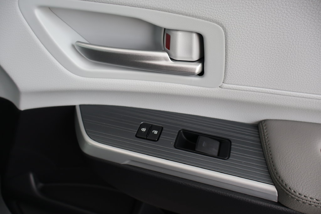 New 2026 Toyota Sienna XLE AWD/4WD image 44