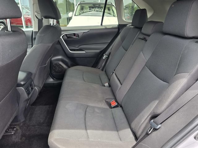 Used 2024 Toyota RAV4 LE AWD/4WD image 10