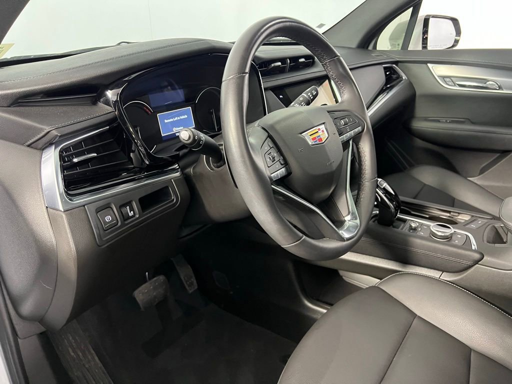 Used 2024 Cadillac XT6 Luxury w/ LPO, Floor Liner Package image 21