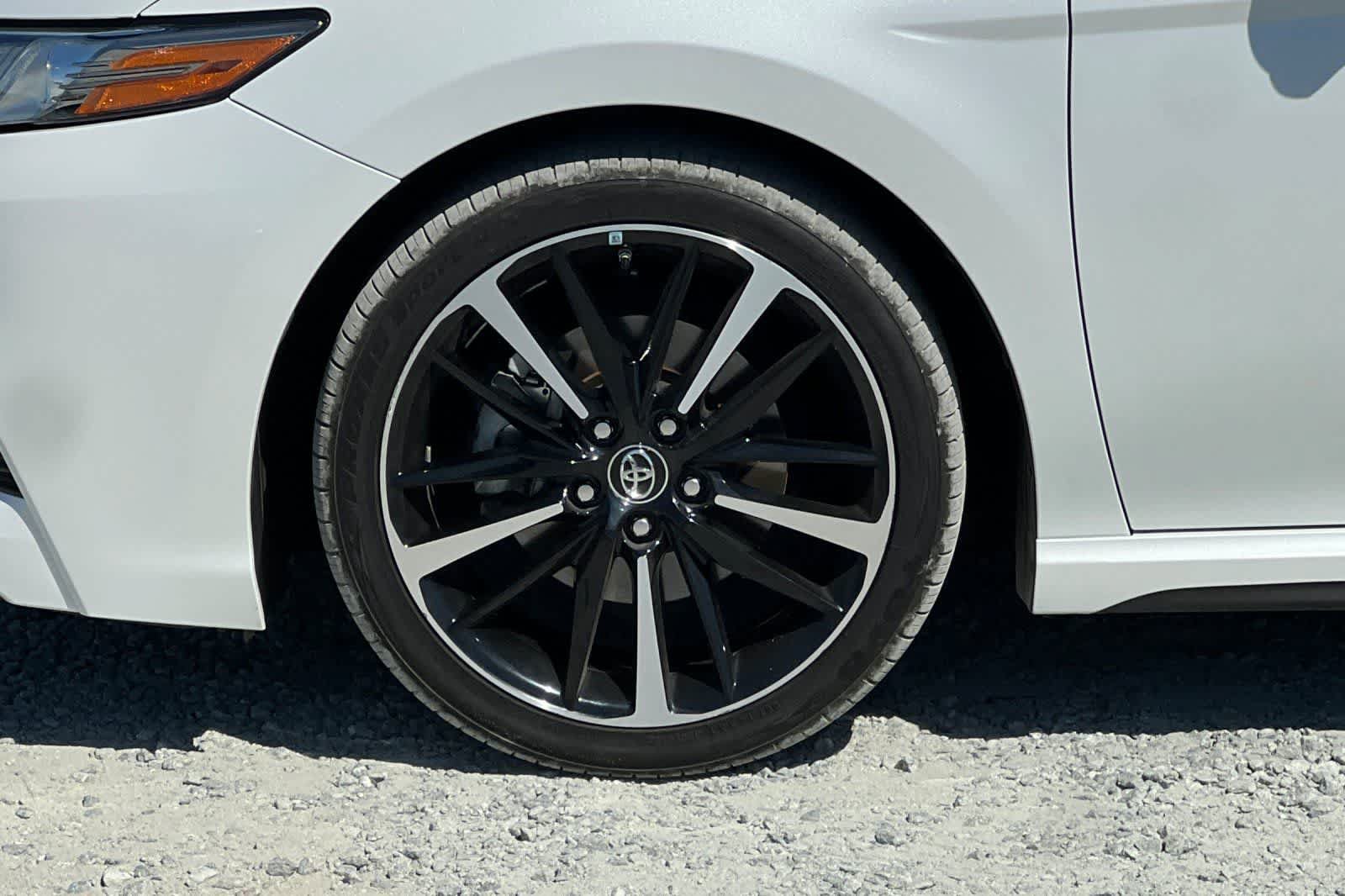 Used 2018 Toyota Camry XSE w/ Audio Package FWD image 12
