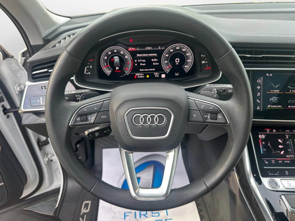Used 2023 Audi Q7 3.0T Prestige AWD/4WD image 10