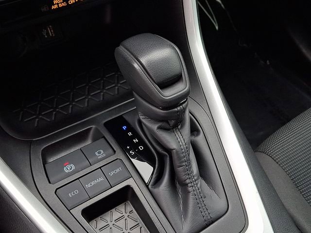 Used 2024 Toyota RAV4 LE image 14