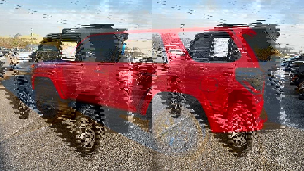 Used 2021 Toyota 4Runner TRD Off-Road Premium image 6