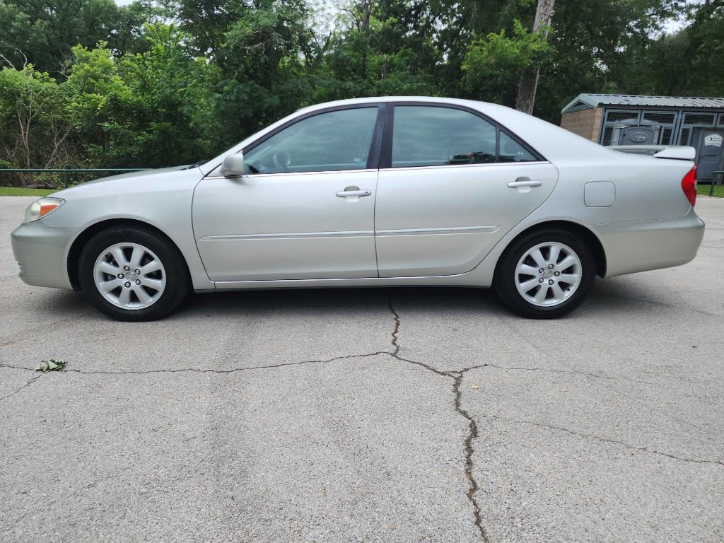 Used 2002 Toyota Camry LE FWD image 4