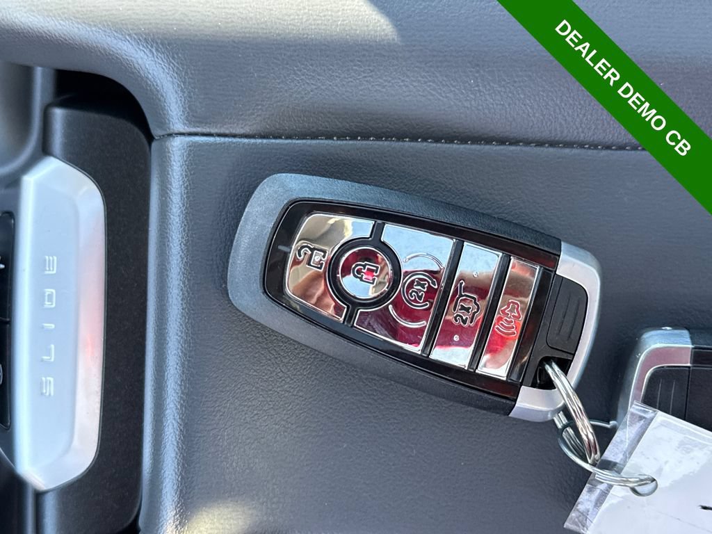 Used 2025 Ford Expedition Active AWD/4WD image 39
