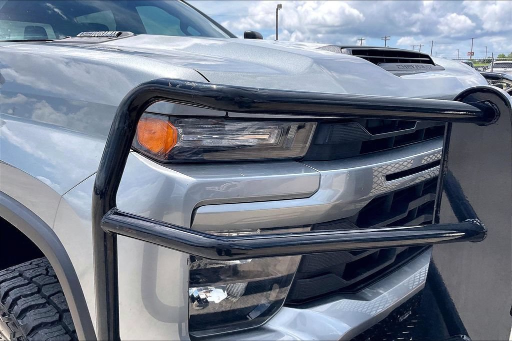 Used 2024 Chevrolet Silverado 2500 Custom w/ Custom Value Package AWD/4WD image 33
