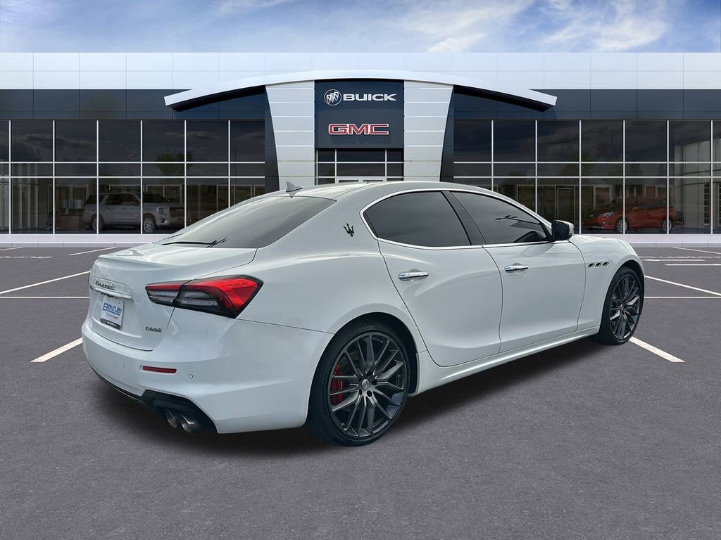 Used 2022 Maserati Ghibli Modena image 5