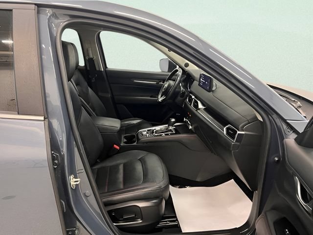 Used 2024 MAZDA CX-5 Carbon Edition AWD/4WD image 11
