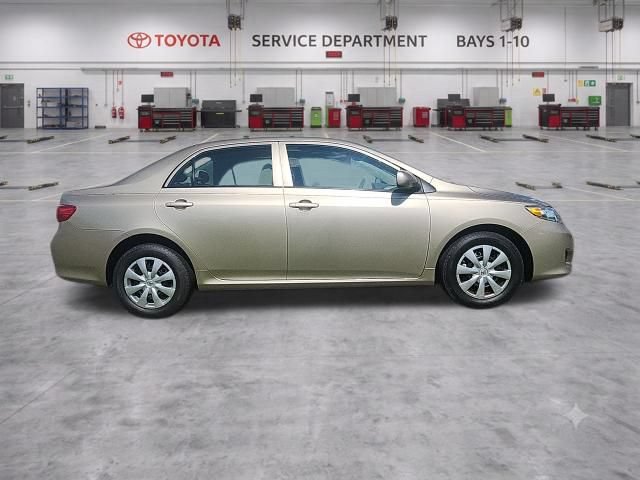 Used 2010 Toyota Corolla LE w/ All Weather Guard Pkg FWD image 4