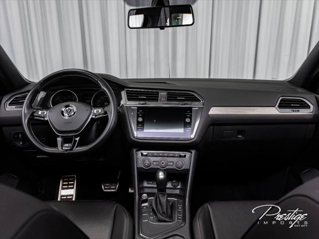 Used 2020 Volkswagen Tiguan SE R-Line FWD image 26